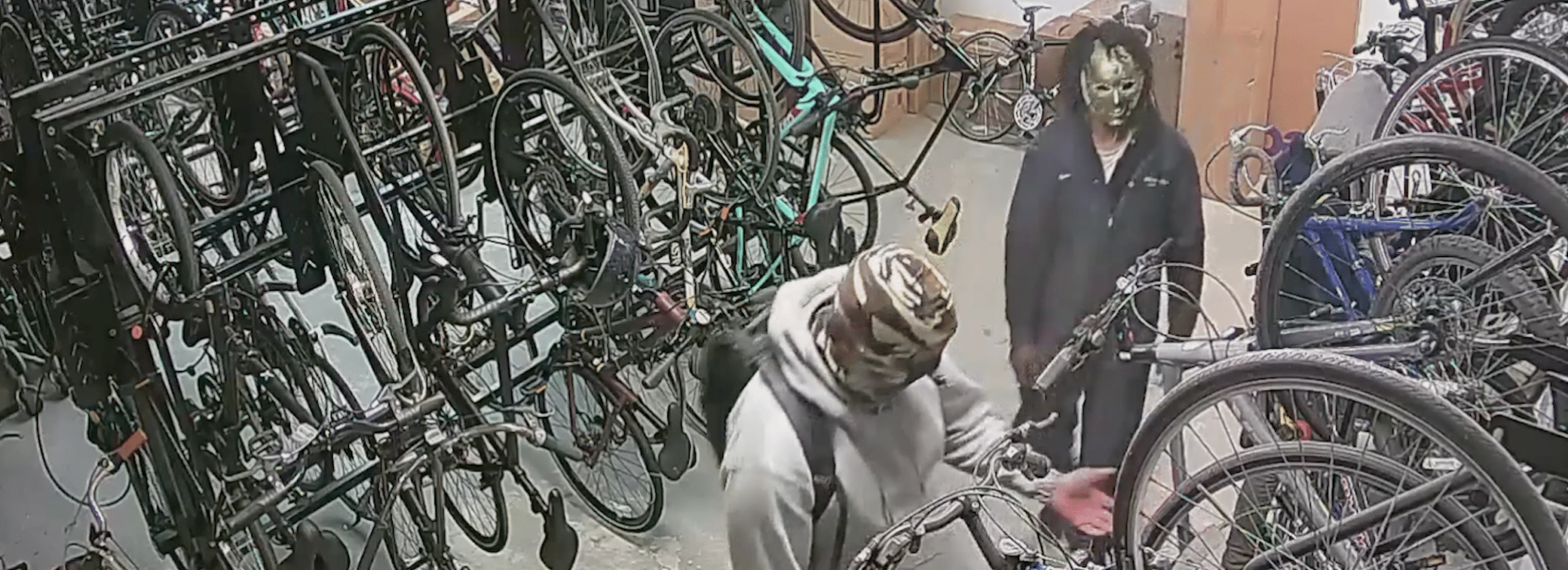 Apartment Package Thieves Also Tamper with Bikes Hero