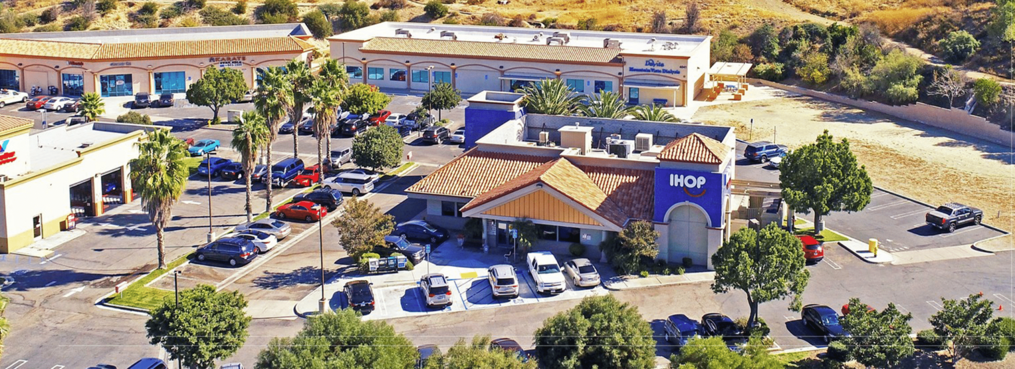 How a Southern California Shopping Center Beefed up Security While Cutting Costs in Half Hero