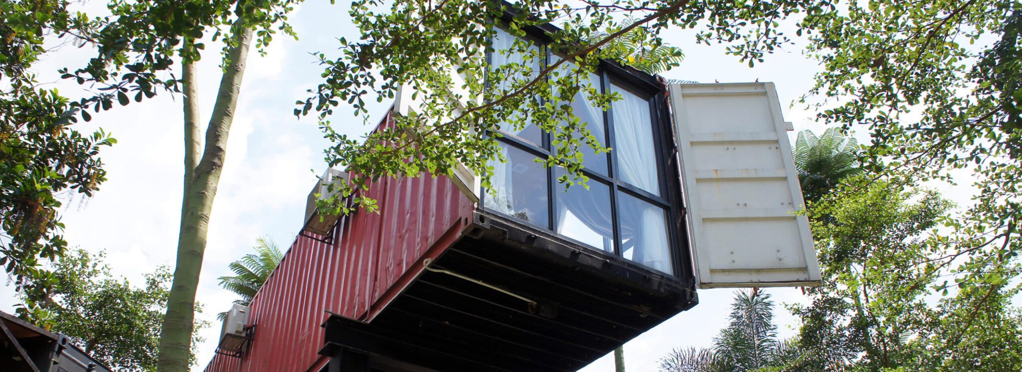 Projects Recycle Shipping Containers into Homes hero scaled 1