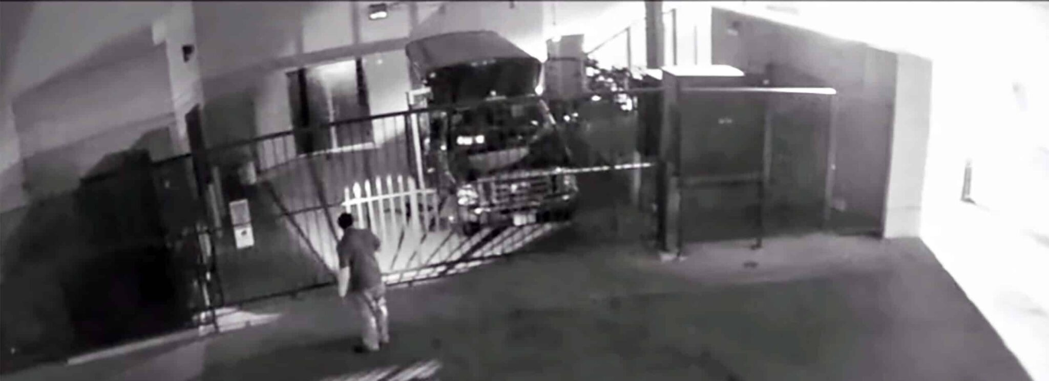 Security Guard Misses Hiding Car Theft Suspect hero scaled 1