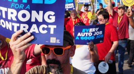 What Are the Impacts of the UAW Strike on Dealerships Hero